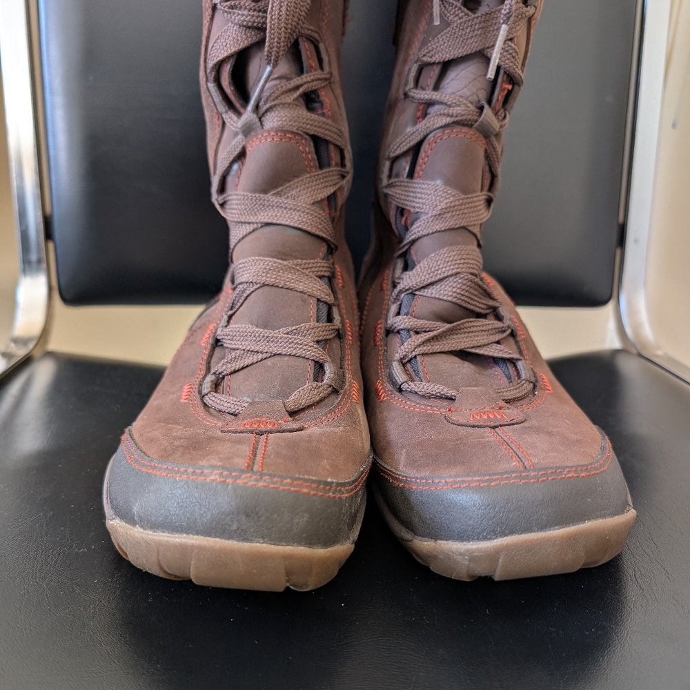 Merrell Winter Boots - Picture 4 of 8